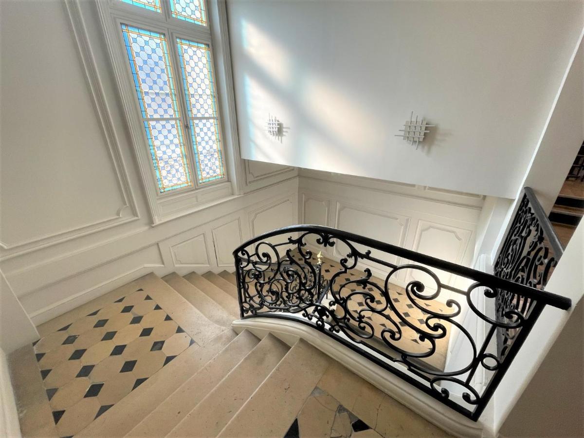 Aux Clefs Des Sacres - Dans Un Hotel Particulier Situe Rue Du Marc - Reims - Hyper Centre Forum Mairie Boulingrin ภายนอก รูปภาพ