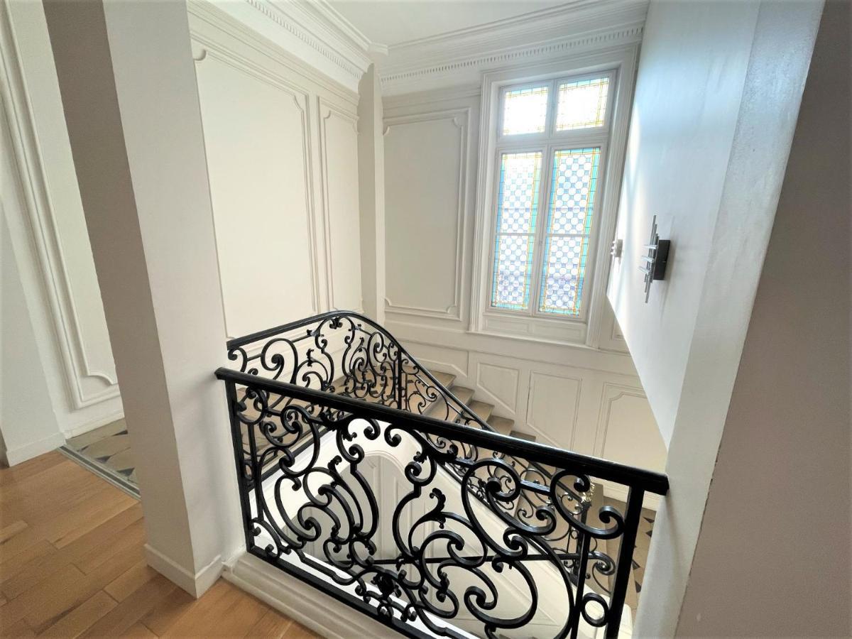 Aux Clefs Des Sacres - Dans Un Hotel Particulier Situe Rue Du Marc - Reims - Hyper Centre Forum Mairie Boulingrin ภายนอก รูปภาพ
