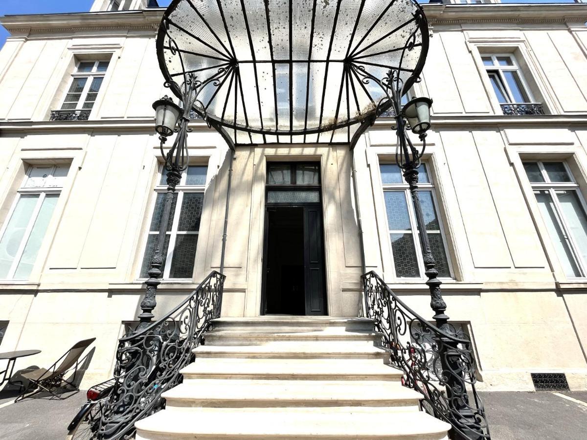 Aux Clefs Des Sacres - Dans Un Hotel Particulier Situe Rue Du Marc - Reims - Hyper Centre Forum Mairie Boulingrin ภายนอก รูปภาพ