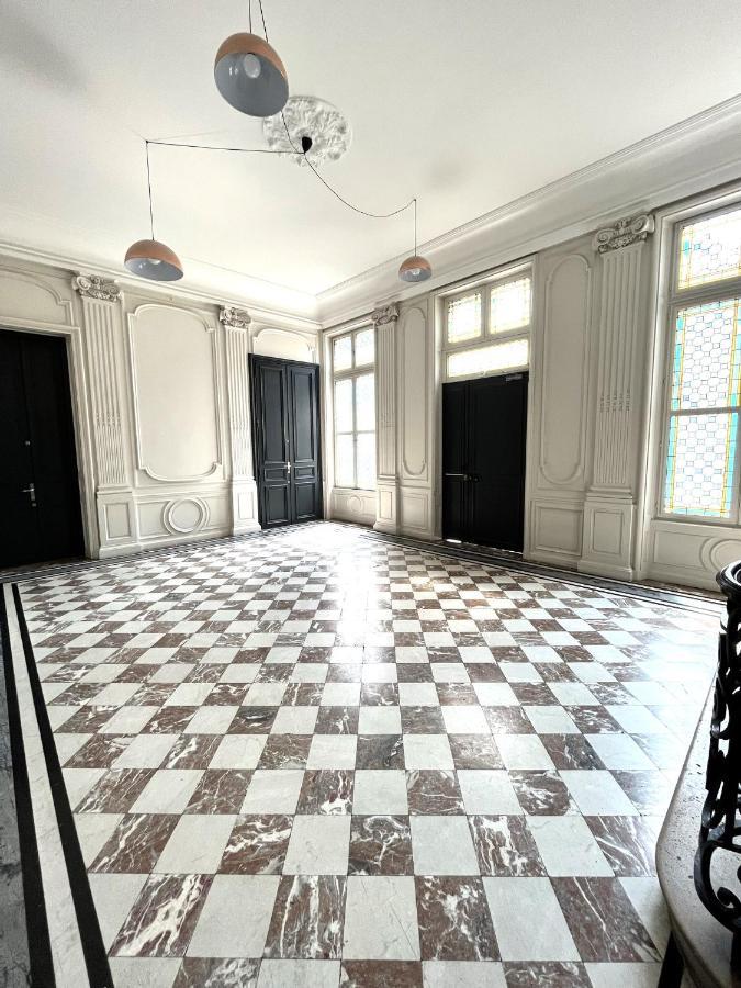 Aux Clefs Des Sacres - Dans Un Hotel Particulier Situe Rue Du Marc - Reims - Hyper Centre Forum Mairie Boulingrin ภายนอก รูปภาพ