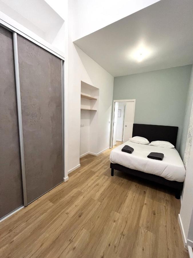 Aux Clefs Des Sacres - Dans Un Hotel Particulier Situe Rue Du Marc - Reims - Hyper Centre Forum Mairie Boulingrin ภายนอก รูปภาพ