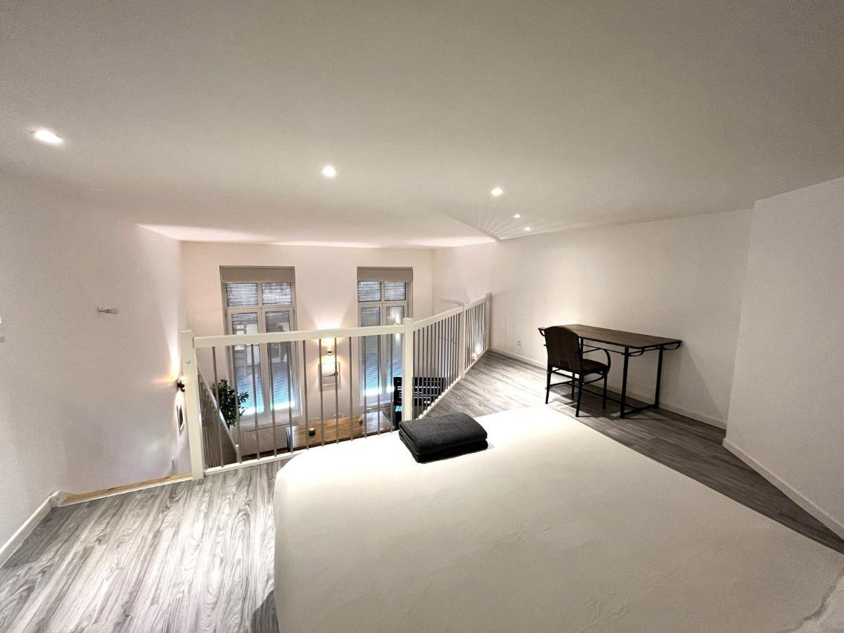 Aux Clefs Des Sacres - Dans Un Hotel Particulier Situe Rue Du Marc - Reims - Hyper Centre Forum Mairie Boulingrin ภายนอก รูปภาพ